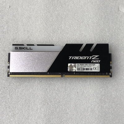 【甲府飯田店】中古  PC4-28800 16GB デスクトップ用 140734 