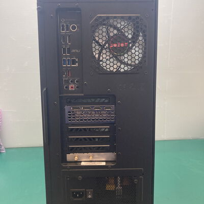 【浦添城間店(沖縄)】中古  自作パソコン(Ryzen 7 5700X/32GB/SSD512GB+512GB+240GB+250GB/RX7600 8GB/WLAN/OSなし) 4780001177 