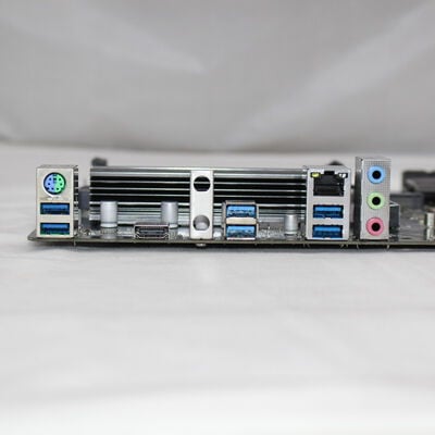 【通販センター】中古  ASRock B550 Phantom Gaming 4 (B550 AM4 ATX DDR4) 142933 