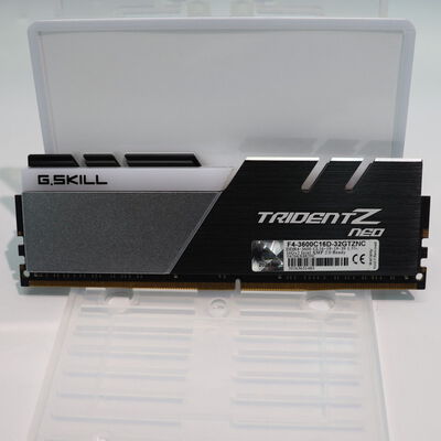 【札幌店】中古  PC4-28800 16GB デスクトップ用(DDR4-3600) 140734 