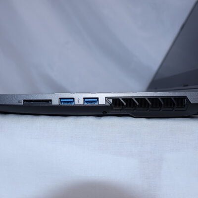 【通販センター】中古  THIRDWAVE GALLERIA XL7C-R46(Intel Core i7 13700H/16GB DDR4 (PC4)/SSD1TB+SSD1TB/なし/NVIDIA GeForce RTX 4060 8GB Laptop GPU/15.6/1920x1080/Wi-Fi/W11H64 MAR) 204812 