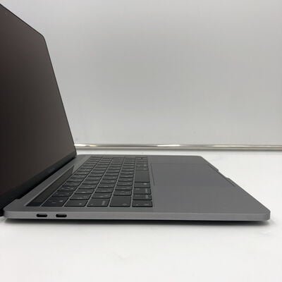【福井日之出店】中古  Apple Macbook Pro 2018 （13.3インチ/Core i7 2.7GHz/16GB/1TB/スペースグレイ） MR9T2J/A 3310005822 