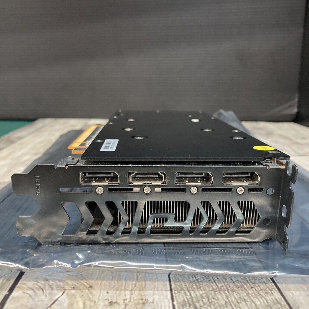 中古 玄人志向 RD-RX6700XT-E12GB/DF（RX6700XT 12GB