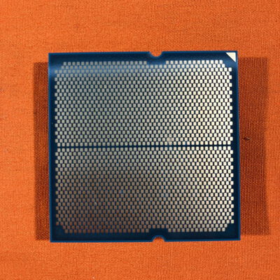 【なんば店】中古  AMD Ryzen 7 9700X (AM5/3.8GHz/40M/C8/T16/65W) 1460024845 