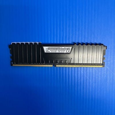 【大須店】中古  PC4-21300 16GB デスクトップ用(DDR4-2666) 135638 