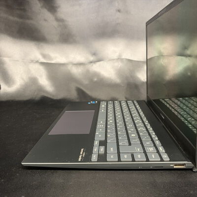 【横浜駅前店】中古  ASUS ZenBook 13 UX325E(i7-1165G7/16GB/SSD1TB/W11H) 3400009608 