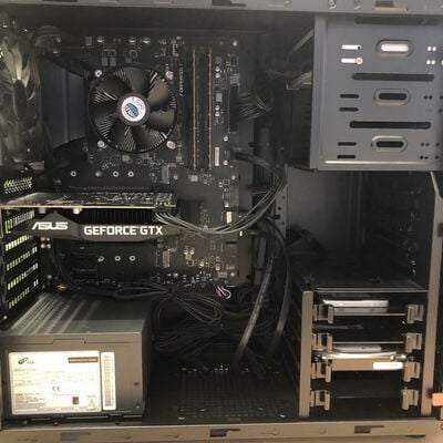 【甲府飯田店】中古  UNITCOM LEVEL&infin; ILeDXi-R040-Ai7_-RISRB (i7 9700/16GB/SSD256GB/HDD3TB/GTX1660/W11H) 4720002330 