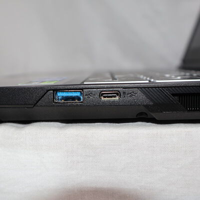 【通販センター】中古  THIRDWAVE GALLERIA RL7C-R55-5N(Intel Core i7 14650HX/32GB DDR5 (PC5)/SSD1TB/なし/NVIDIA GeForce RTX 5050 Laptop GPU 8GB/15.6/1920x1080/Wi-Fi/W11H64 MAR) 201356 