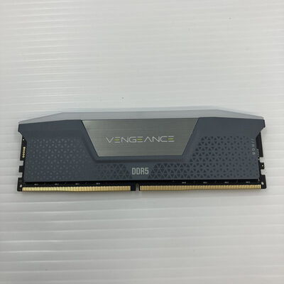 【秋葉原本店】中古  PC5-44800 32GB デスクトップ用(DDR5-5600) 149157 