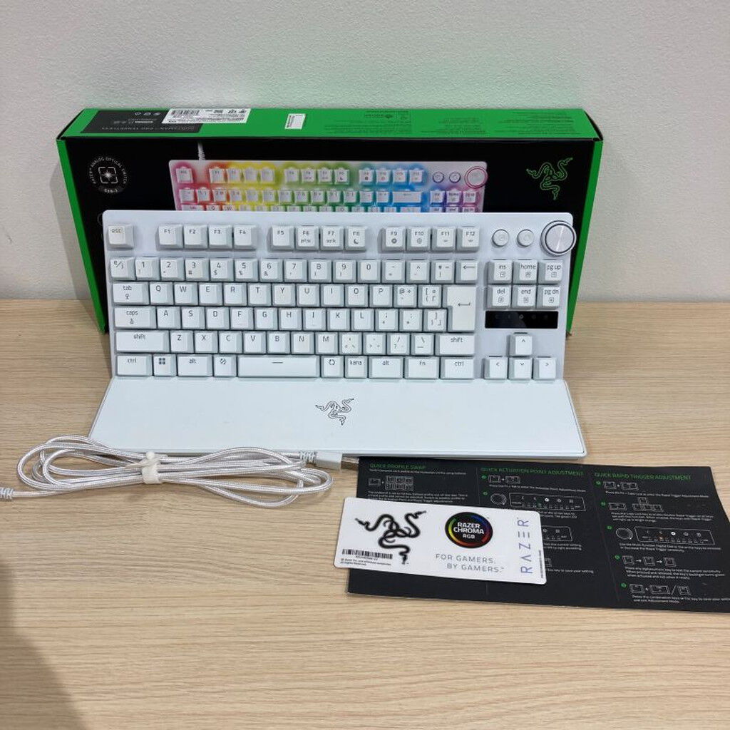 【美品】 Razer Huntsman V3 Pro White Precision, Control, and Performance: Introducing the Razer