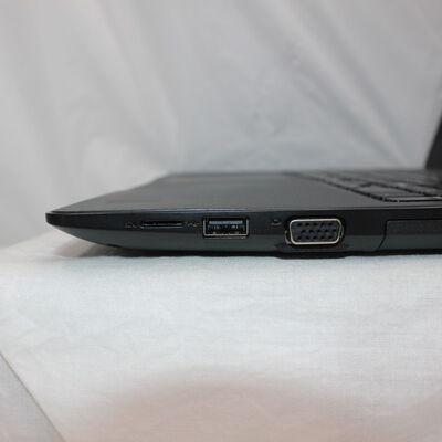 【通販センター】中古  DELL Vostro 3590(Intel Core i5 10210U 1.60GHz/16GB DDR4/SSD256GB/-/オンボード/15.6/1920x1080/GbE/Wi-Fi/WEBCAM/W11P/VBT) 197857 