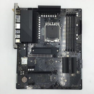 【白山FM松任店】中古  ASRock B650 PG Lightning WiFi (B650 AM5 ATX DDR5) 4950001429 