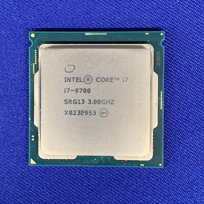 【横浜駅前店】中古  Intel Core i7 9700 (1151/3.00GHz/12M/C8/T8) 140316 