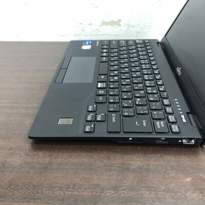 【福山ココローズ店】中古  FUJITSU　LIFEBOOK　U7311/FX(i5-1135G7/8GB/SSD256GB/W11P) 5090001320 