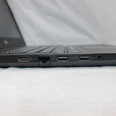 【通販センター】中古  DELL Vostro 3590(Intel Core i5 10210U 1.60GHz/16GB DDR4/SSD256GB/-/オンボード/15.6/1920x1080/GbE/Wi-Fi/WEBCAM/W11P/VBT) 197863 