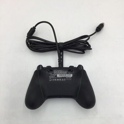 【白山FM松任店】中古  Razer Wolverine V2 (RZ06-03560100-R3M1) 4950002705 
