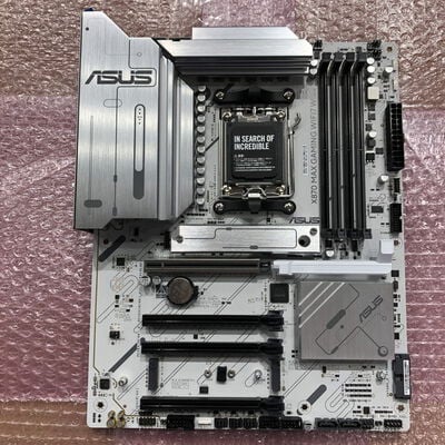 【宮崎恒久店】中古  ASUS X870 MAX GAMING WIFI7 W (X870 AM5 ATX DDR5) 5160000863 