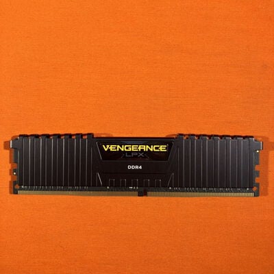 【なんば店】中古  PC4-21300 16GB デスクトップ用 135638 