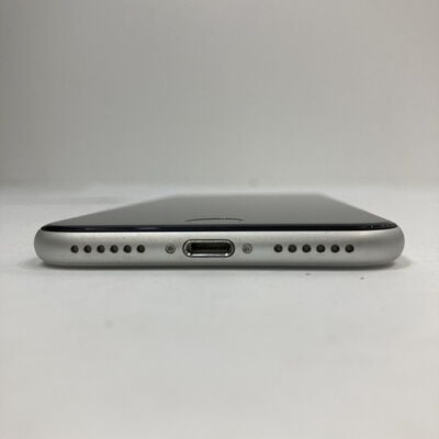 【神戸・三宮店】中古  【au】Apple iPhoneSE 4.7インチ (第2世代/2020) 64GB (ホワイト) MHGQ3J/A 新パッケージ版 146172 