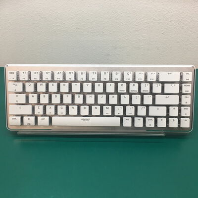 【佐賀南部バイパス店】中古  ROCCAT　VULCANⅡmini 5250001581 