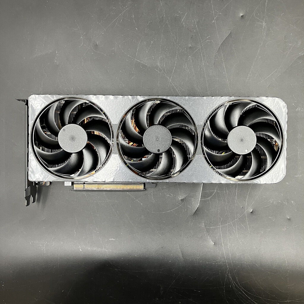 中古 玄人志向 RD-RX9070XT-E16GB/TP (RX9070XT 16G) 176950