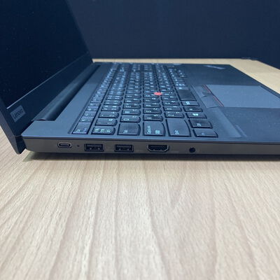 【甲府飯田店】中古  Lenovo ThinkPad E15 (INTEL Core i3 10110U 2.1GHz/8GB/SSD256GB/-/オンボード/15.6/1920x1080/Wi-Fi/WEBCAM/W11H64) 178719 