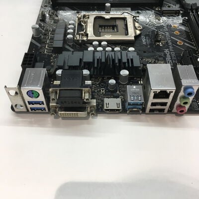 【博多店】中古  ASRock Z390 Phantom Gaming 4 (Z390 1151 ATX DDR4) 138883 