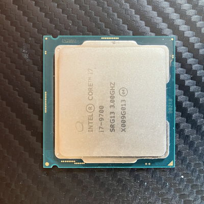 【富士青葉店】中古  Intel Core i7 9700 (1151/3.00GHz/12M/C8/T8) 140316 