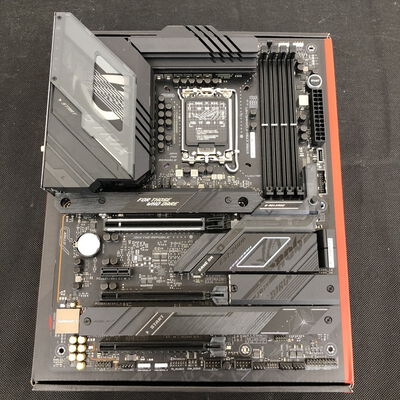 【長野稲里店】中古  ASUS ROG STRIX Z790-F GAMING WIFI II(LGA1700/ATX) 175355 
