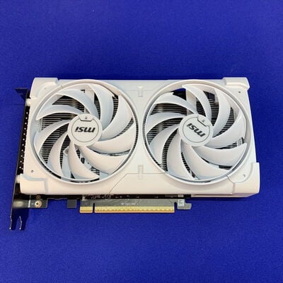 【横浜駅前店】中古  MSI GeForce RTX 5060 8G VENTUS 2X OC WHITE 188977 