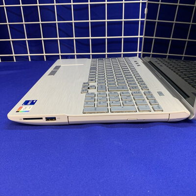 【横浜駅前店】中古  富士通 FMVA55J3SC (Intel Core i7-1255U/16GB/SSD512GB/DVDマルチ/CPU内蔵/W11H/有線LAN◯無線LAN◯) 3400009241 
