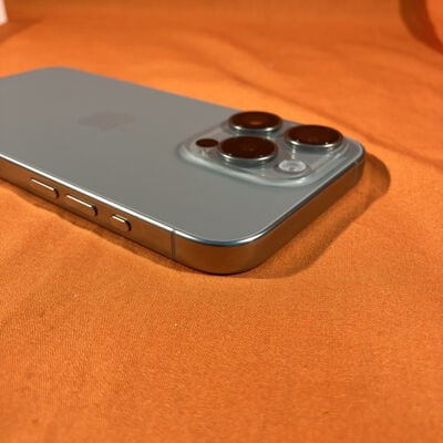 【なんば店】中古  【国内版SIMフリー】Apple iPhone15 Pro 6.1インチ 128GB ナチュラルチタニウム MTU93J/A 161194 