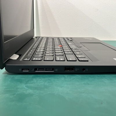 【浦添城間店(沖縄)】中古  Lenovo ThinkPad L13 Gen2 20VJ-S03B00 (Intel Core i3 1115G4 3.00GHz/8GB/SSD256GB/なし/オンボード/13.3/1920x1080/Wi-Fi/WEBCAM/W11H64 MAR) 185209 
