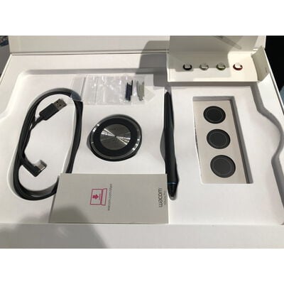 【水戸赤塚店】中古  Wacom Intuos Pro 4680002848 