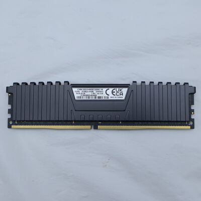 【通販センター】中古  PC4-25600 16GB デスクトップ用(DDR4-3200) 140728 