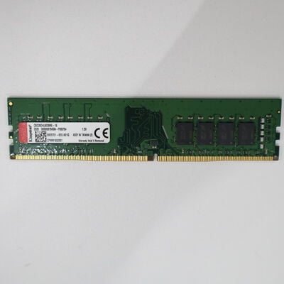 【通販センター】中古  PC4-21300 16GB デスクトップ用(DDR4-2666) 135638 
