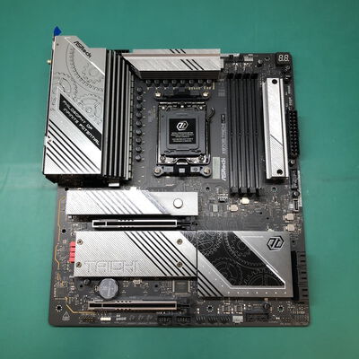 【津ラッツ店】中古  ASRock X870E Taichi Lite (X870E AM5 E-ATX DDR5) 172193 