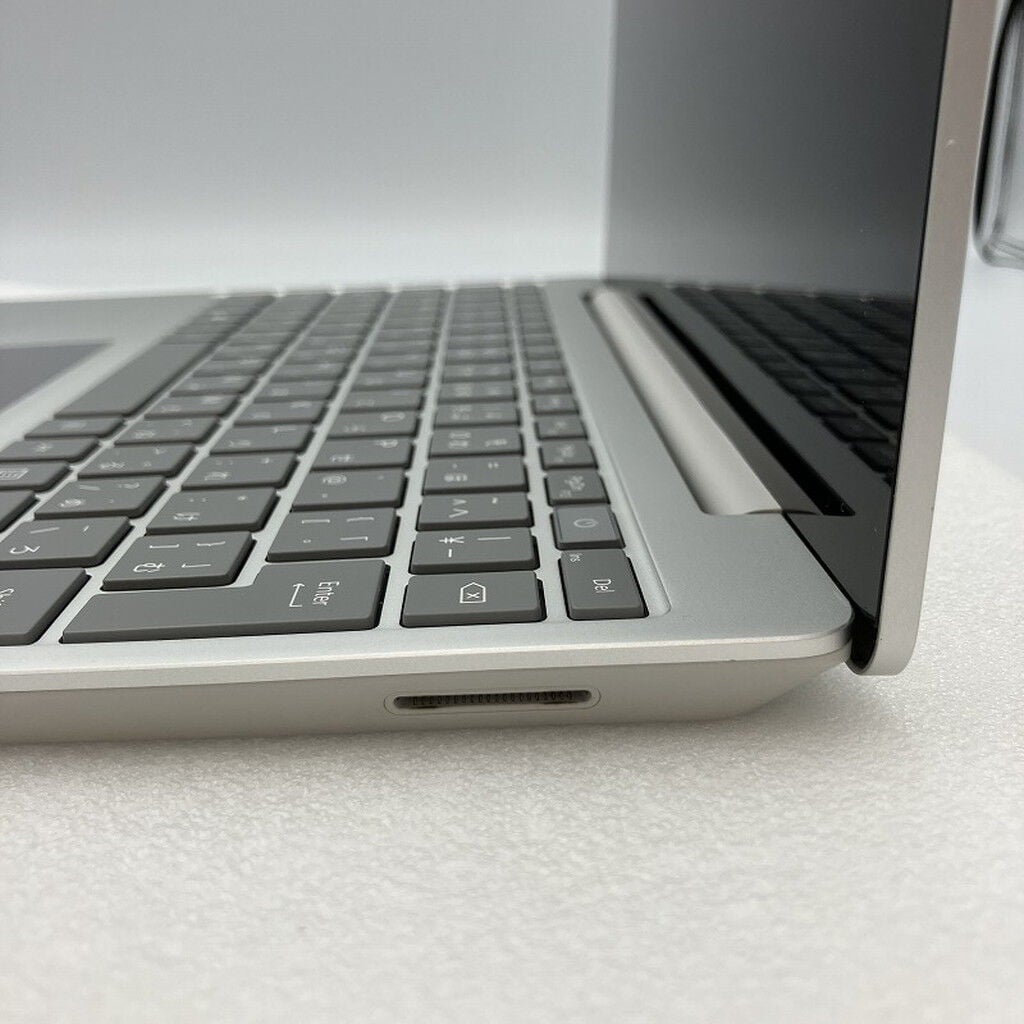 中古 Microsoft Surface Laptop Go 2(i5-1135G7/8GB/SSD256GB/12.4