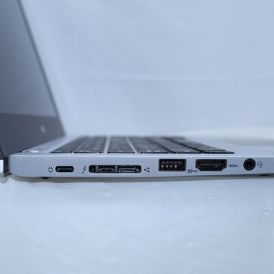 【通販センター】中古  NEC VersaPro タイプVB PC-VKM17BZC3 (Core i5 8350U/8GB/SSD256GB/-/オンボード/12.5/1366x768/Wi-Fi/WEBCAM/W11H64 MAR) 186066 