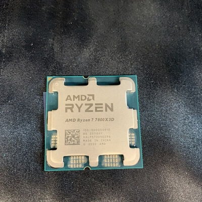 【横浜駅前店】中古  AMD Ryzen 7 7800X3D (AM5/4.2/104M/C8/T16/120W) 1460024276 