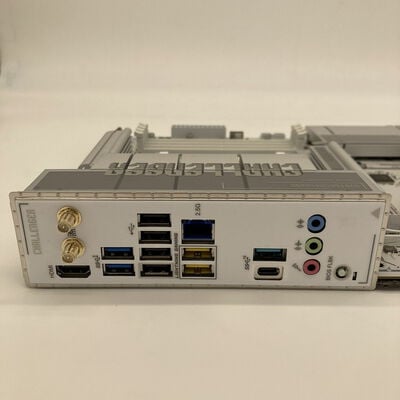 【堺七道店】中古  ASRock B850 Challenger WiFi White (B850 AM5 ATX) 4660001961 