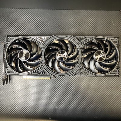 【富士青葉店】中古  Palit GeForce RTX5070 GAMINGPRO-S 12GB 5070001598 