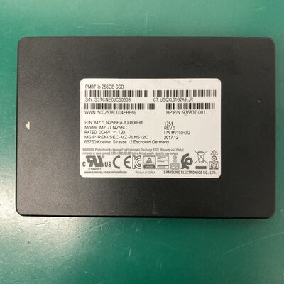 【神戸・三宮店】中古  各社 2.5インチ SSD 256GB SATA 124394 
