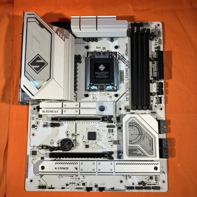 【なんば店】中古  ASRock X870 Steel Legend WiFi (X870 AM5 ATX DDR5) 172202 