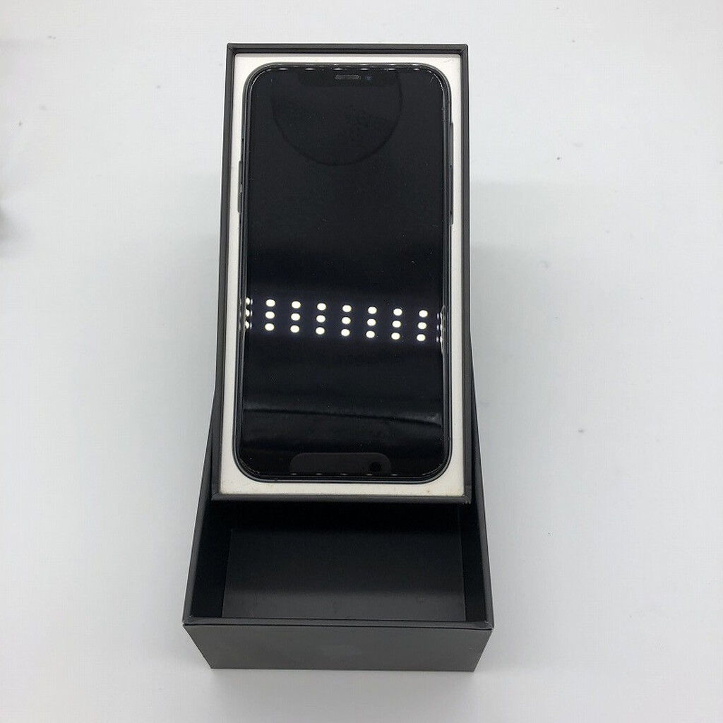 Apple - iPhone 11 Pro 256GB ミッドナイトグリーン　docomo Amazon | 【整備済み品】 Apple iPhone 11 Pro 256GB