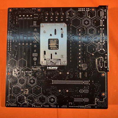 【なんば店】中古  ASUS TUF GAMING B650M-PLUS WIFI(B650 AM5 mATX) 3280021750 