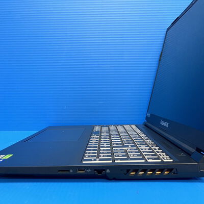 【大須店】中古  GIGABYTE G6 KF 2024 3120024076 