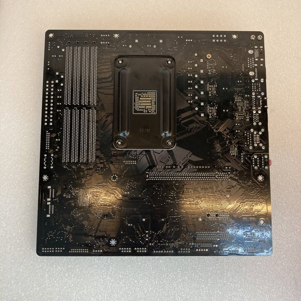 中古 ASRock B550M Pro4 (B550 AM4 mATX DDR4) 142938 （400350