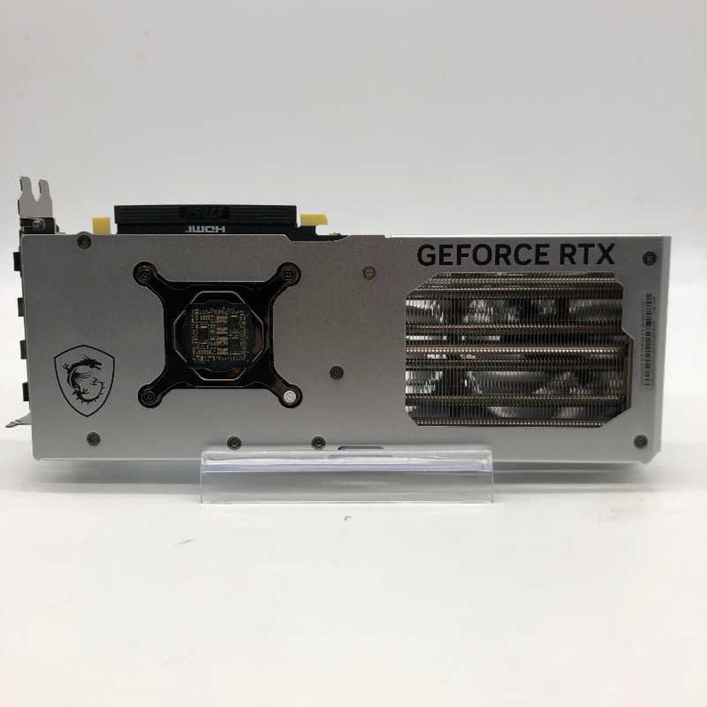 中古 MSI GeForce RTX 4070 GAMING X SLIM WHITE 12G(RTX4070 12GB