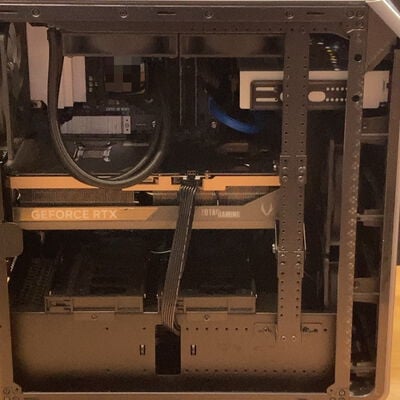 【甲府飯田店】中古  GALLERIA ZA9C-R58(Ultra 9 285K/64GB/SSD1TB+2TB/RTX5080/W11H) 4720003249 